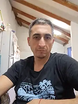 Snapshot of Alejandro83bsf chatting on July 2026 05:35:01 PM Alejandro83bsf online show from July 2026 05:35:01 PM