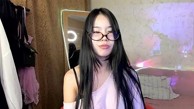 Snapshot of Akiba_cute chatting on May 2026 07:17:01 PM Akiba cute online show from May 2026 07:17:01 PM
