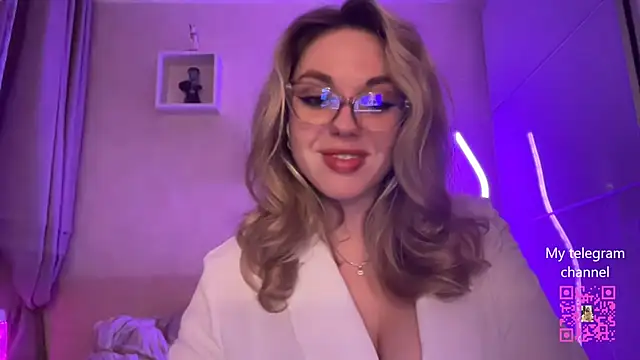 VictoriaTeacher online show from April 2026 08:57:02 PM