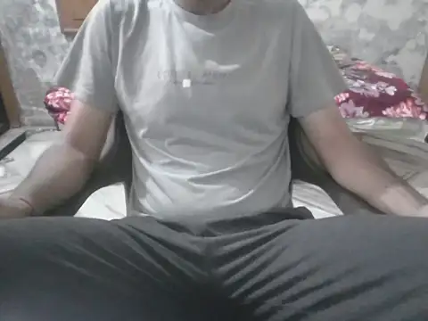 Lovetoearnsome online show from April 2026 01:43:01 AM