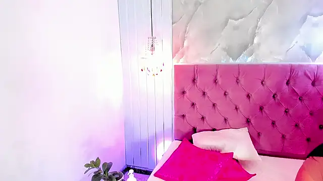 RenataPeach online show from June 2026 02:12:02 AM