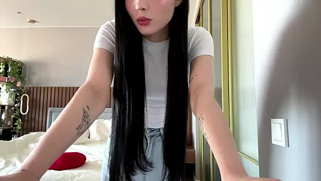 MerlynPoor online show from May 2026 05:55:01 AM