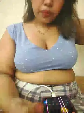 HD Queen 69 online show from July 2026 01:14:02 AM