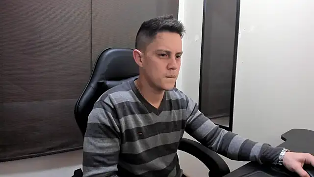 Snapshot of KendricTorres chatting on July 2026 12:53:02 PM KendricTorres online show from July 2026 12:53:02 PM