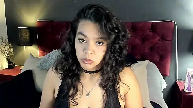 ZiaNoir  online show from July 2026 02:39:02 PM