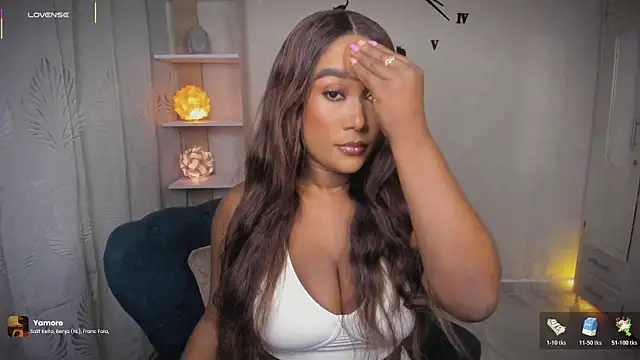 Snapshot of alessia_anderson chatting on June 2026 08:35:02 PM alessia anderson online show from June 2026 08:35:02 PM
