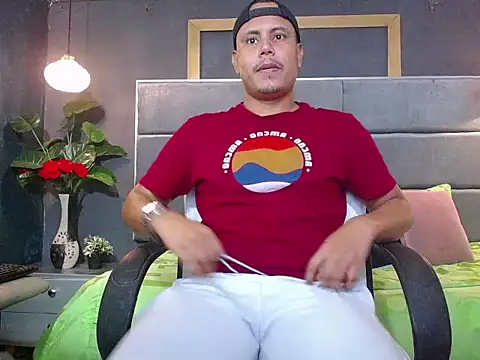 noah oliver1 online show from June 2026 01:43:01 AM