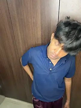 nilanfucks online show from May 2026 05:49:01 AM