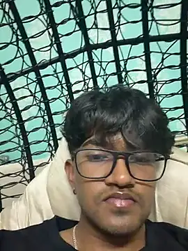 nilanfucks online show from May 2026 06:05:01 PM
