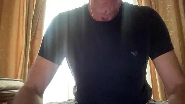 henrybull007 online show from June 2026 07:52:01 AM