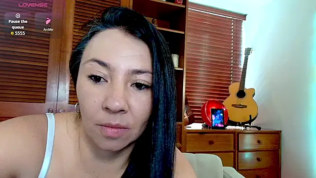 Taliapeach online show from May 2026 02:57:02 PM
