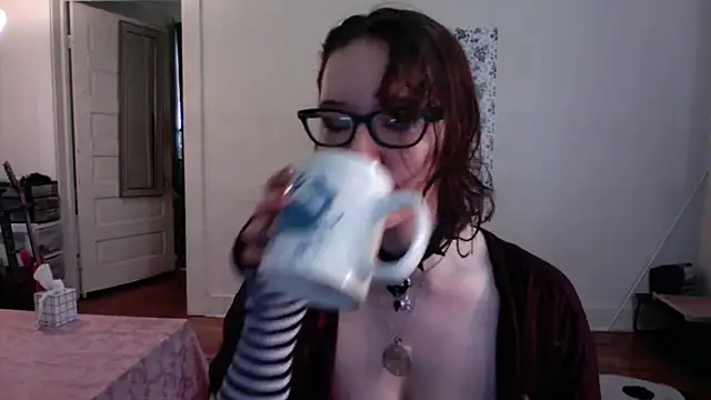 AnnywnBelle online show from April 2026 10:03:01 PM