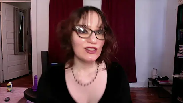 AnnywnBelle online show from May 2026 08:17:02 PM