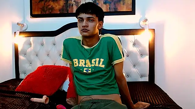 Snapshot of SahirCharm chatting on June 2026 05:25:02 PM SahirCharm online show from June 2026 05:25:02 PM