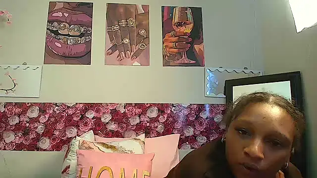 EnchantingLisa online show from June 2026 11:53:01 AM
