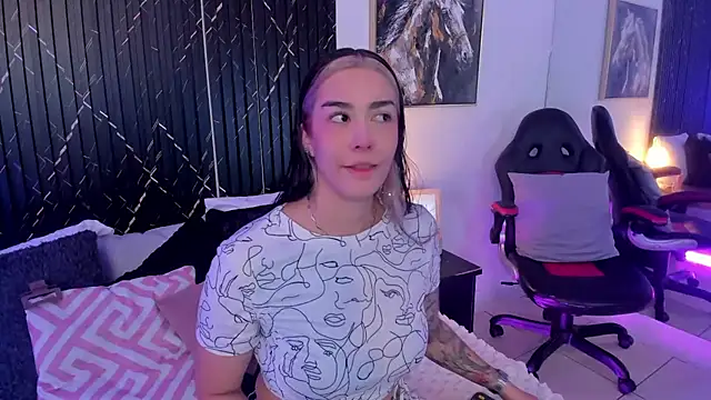 Bonnie Rider online show from May 2026 01:54:01 PM