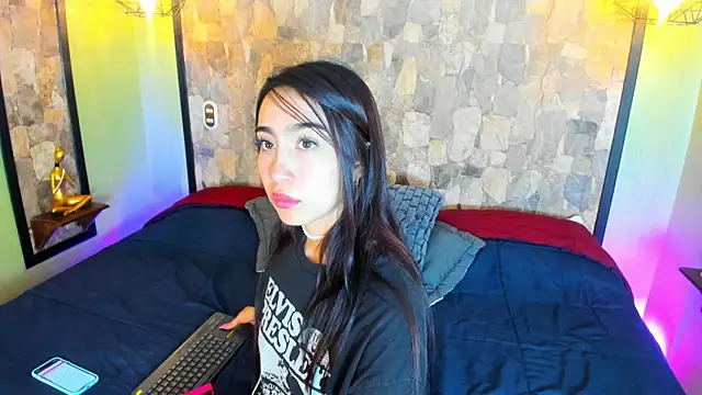 AshleyGross  online show from May 2026 07:42:02 PM