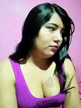 Snapshot of Estrellitadelmar chatting on May 2026 01:45:01 AM Estrellitadelmar online show from May 2026 01:45:01 AM