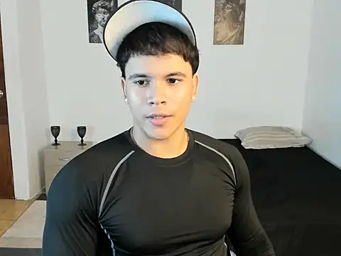 sant wahlberg online show from August 2026 10:58:02 PM