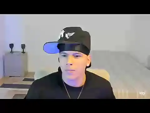 sant wahlberg online show from May 2026 10:22:01 PM