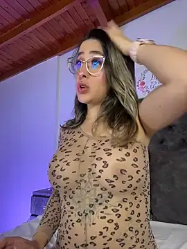 RenataVelasquez online show from July 2026 04:08:01 AM