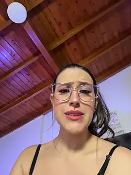 RenataVelasquez online show from July 2026 04:12:02 AM