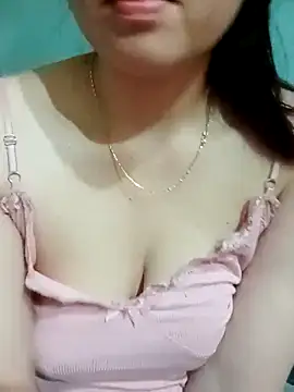 Kee2000 online show from May 2026 11:26:02 PM