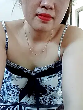 Kee2000 online show from May 2026 09:20:02 AM