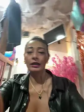 IsabellaMariet online show from June 2026 02:00:01 PM