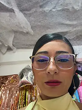 IsabellaMariet online show from July 2026 03:59:01 PM