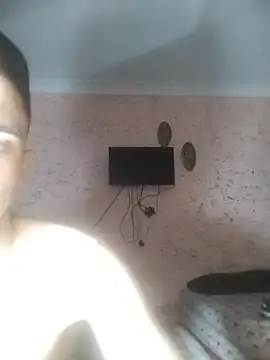 adamhdgdhdv73 online show from May 2026 11:30:01 PM
