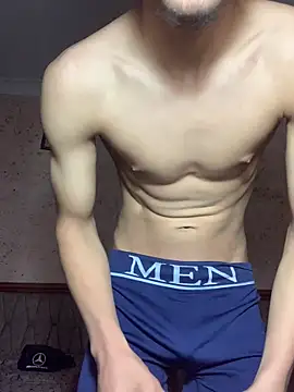 adamhdgdhdv73 online show from May 2026 11:33:01 PM