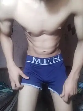 adamhdgdhdv73 online show from May 2026 09:29:01 PM