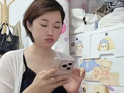 Luna-6613 online show from May 2026 03:50:02 PM