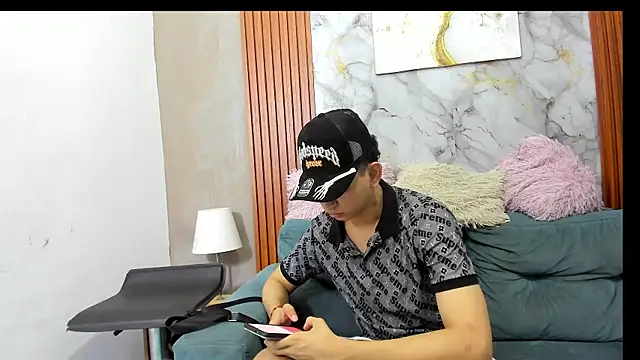 LOVE GUYS1 online show from July 2026 01:29:02 PM