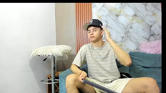 LOVE GUYS1 online show from July 2026 03:29:02 PM