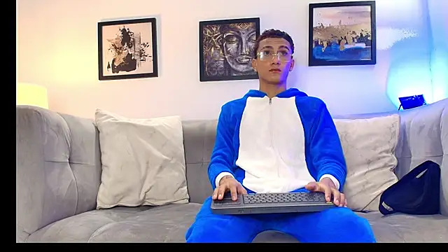 KING BOYS2026 online show from July 2026 01:28:01 AM