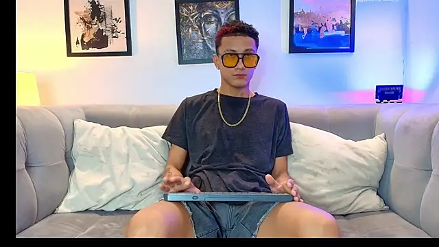 KING BOYS2026 online show from July 2026 01:32:02 AM