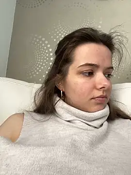 TheGirlWhoCriedDuck online show from May 2026 07:55:01 AM