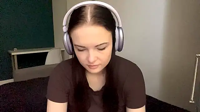 AmbientInvalid online show from May 2026 01:01:01 PM