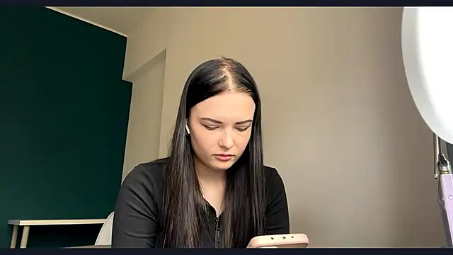 AmbientInvalid online show from April 2026 01:04:01 PM