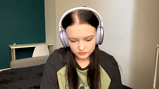 AmbientInvalid online show from May 2026 01:48:02 PM