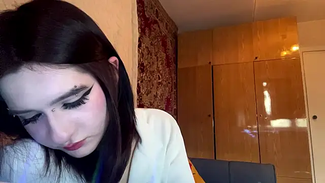 MarindaLueth online show from April 2026 03:16:01 PM