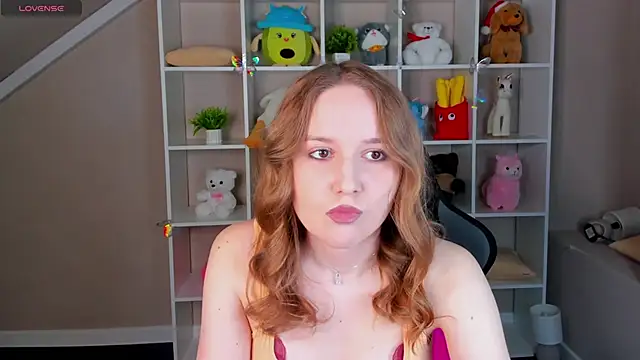 Snapshot of Emmaa_Kimm chatting on May 2026 01:03:01 AM Emmaa Kimm online show from May 2026 01:03:01 AM