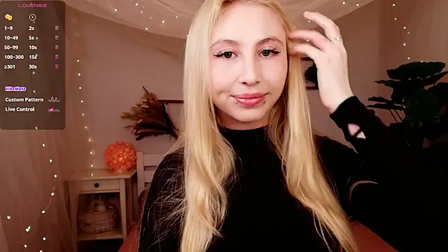 MilkChoc0late online show from April 2026 02:38:01 AM