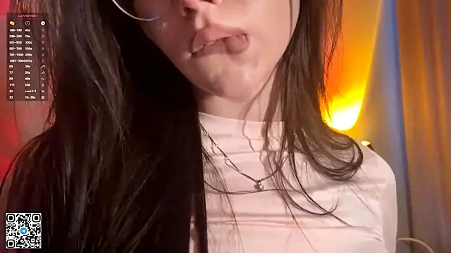 MelanieHale online show from April 2026 04:11:02 PM