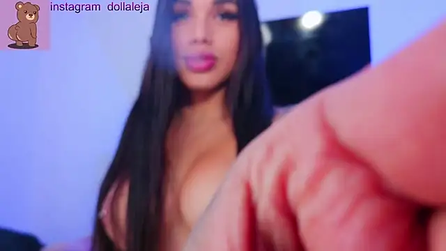 alejadolli online show from May 2026 10:42:01 AM