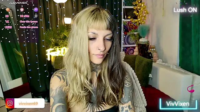 VivVixen online show from June 2026 06:02:02 PM