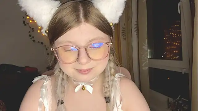YukiBlush online show from June 2026 08:20:02 PM