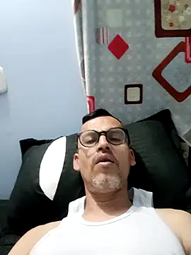 Snapshot of jairo43 chatting on May 2026 02:54:02 PM jairo43 online show from May 2026 02:54:02 PM
